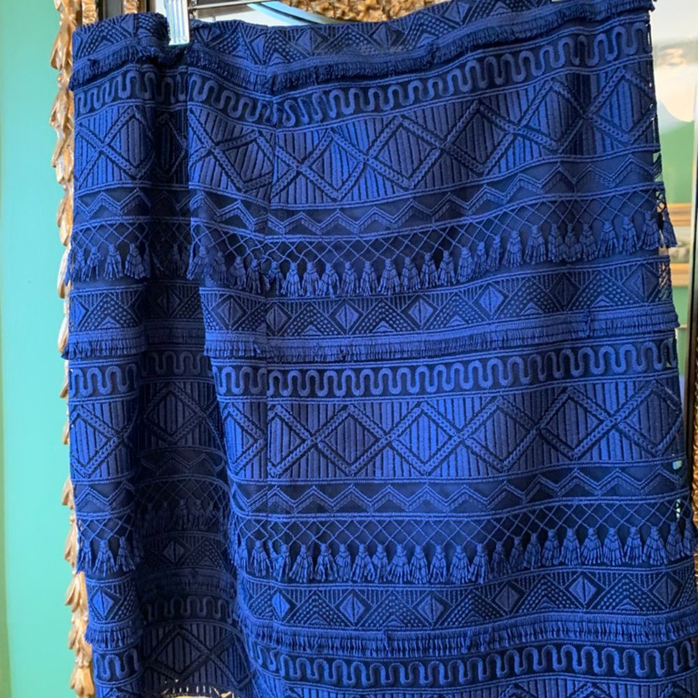 J. McLaughlin Deep blue designed skirt